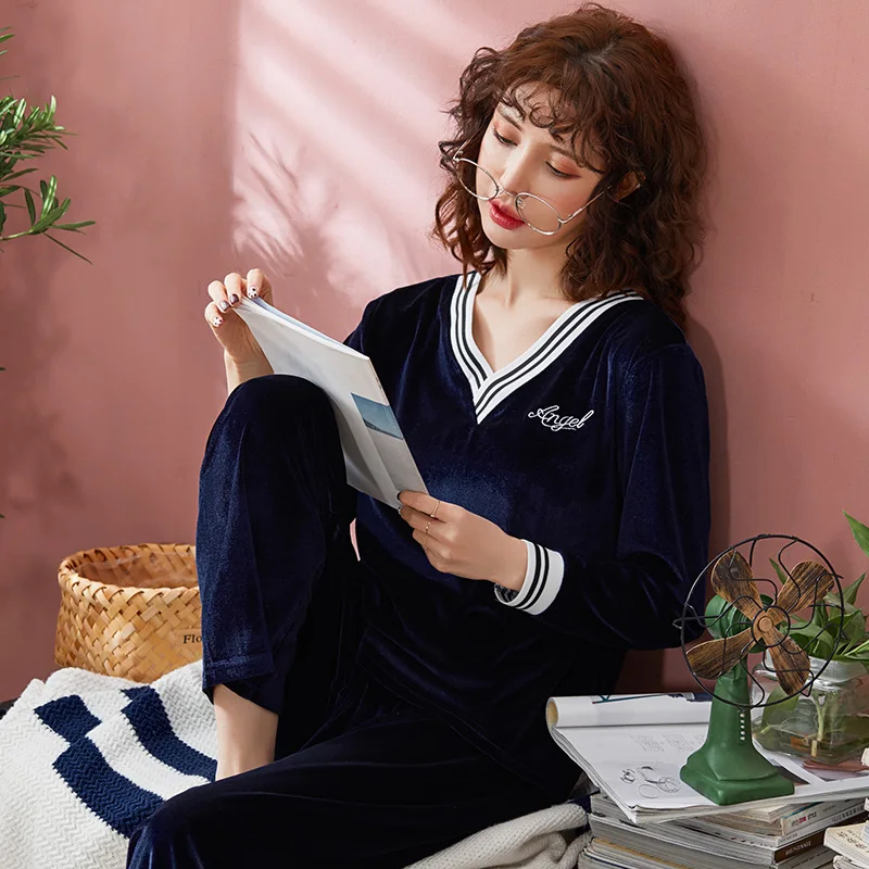 Женская мягкая бархатная Пижама с V-образным вырезом весенне-осенняя пижама