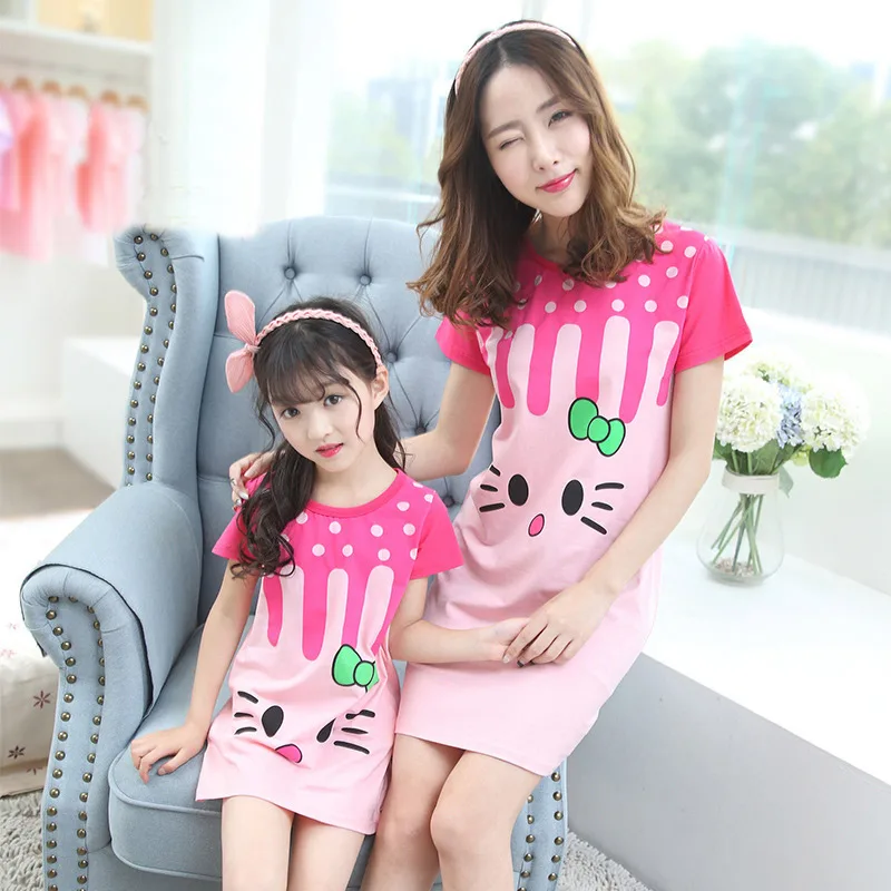 Набор одинаковых пижам для всей семьи мамы и дочки детские пижамы платья детское