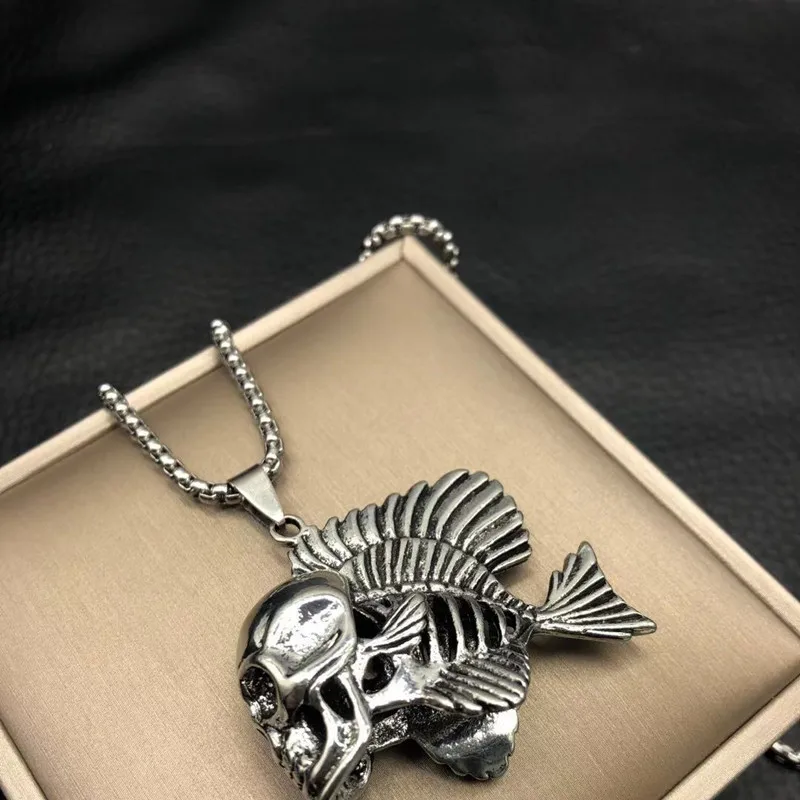 

Retro Ghost Skull Pendant Fishbone Necklace Personality Punk Gothic Men's Street Party Jewelry Accessories Halloween Gift
