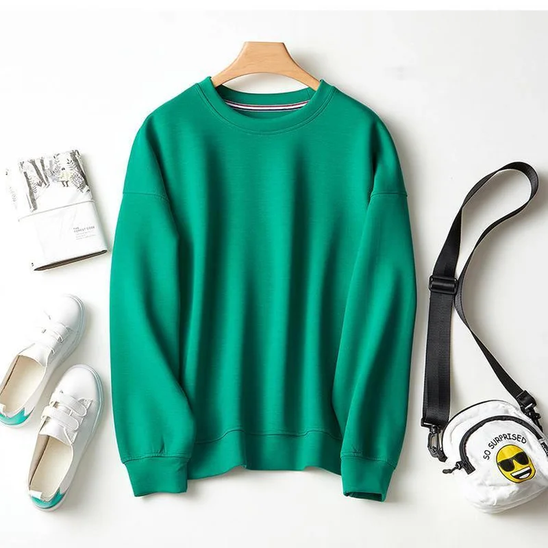 

Hoodies & Sweatshirts