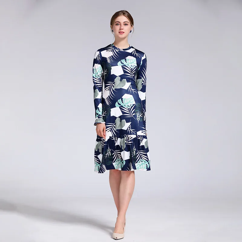 

Spring and Autumn Long Sleeve Lady Style Long Dress New Fashion Round Neck Show High Show Thin Waist