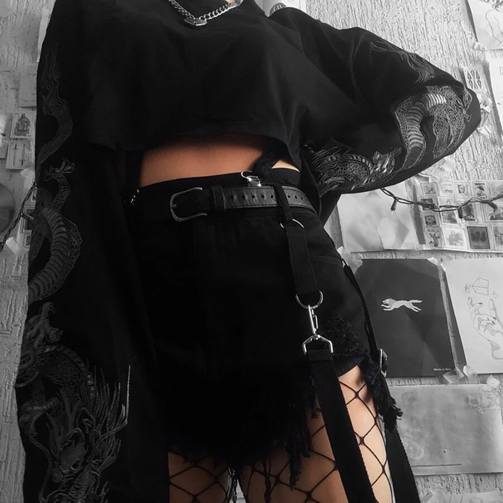 

2021 Black Crop Top Hoodie Women Sweatshirt Gothic Punk Grunge Dragon Printed Harajuku Loose Sweatshirt Pullover Female Top