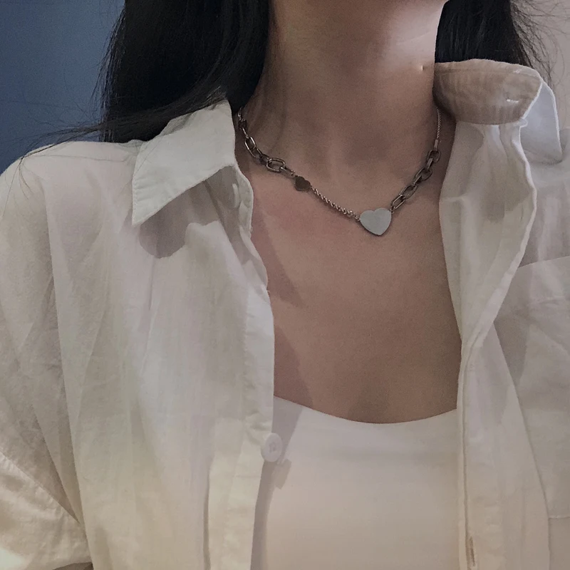 

Trendy Jewelry New Asymmetrical Chain Necklace Hot Selling Metal Honey Love Heart Pendant Necklace For Girl Women Gifts
