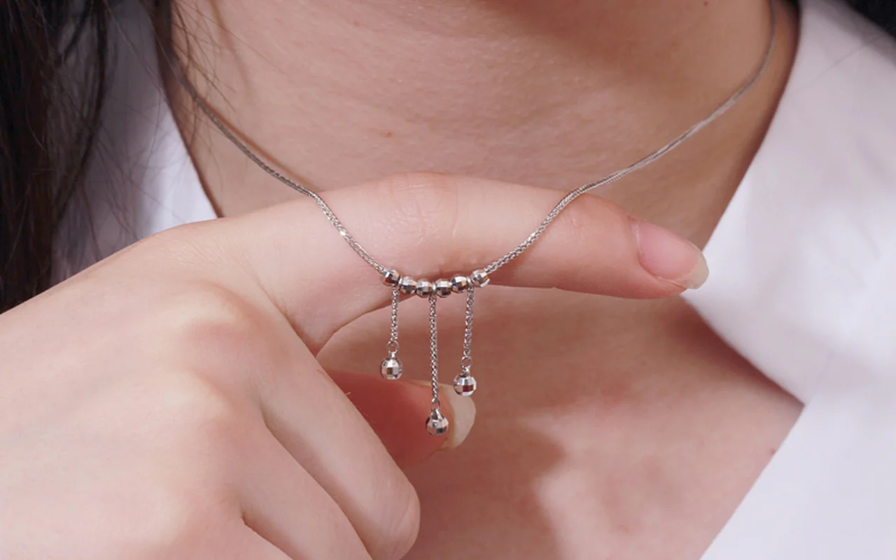 Цепочка с подвеской шариком Glitzy PT950 комплект из платины белого однотонного