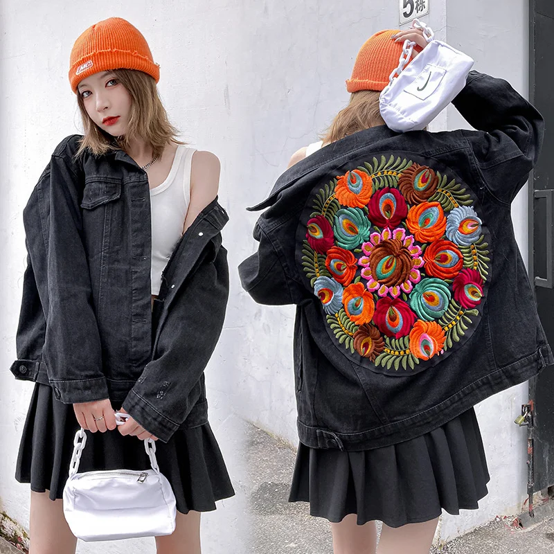 

Korean loose casual flower Embroidered Denim Jacket female