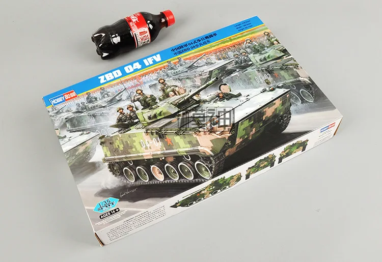 1:35 Китай Электронная Боевая машина модель военной сборки Военный танк на