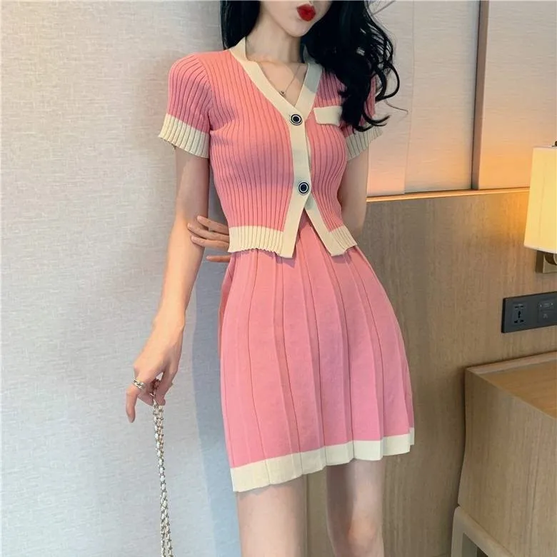 Элегантный женский комплект из двух предметов свитер и юбка Женский вязаный