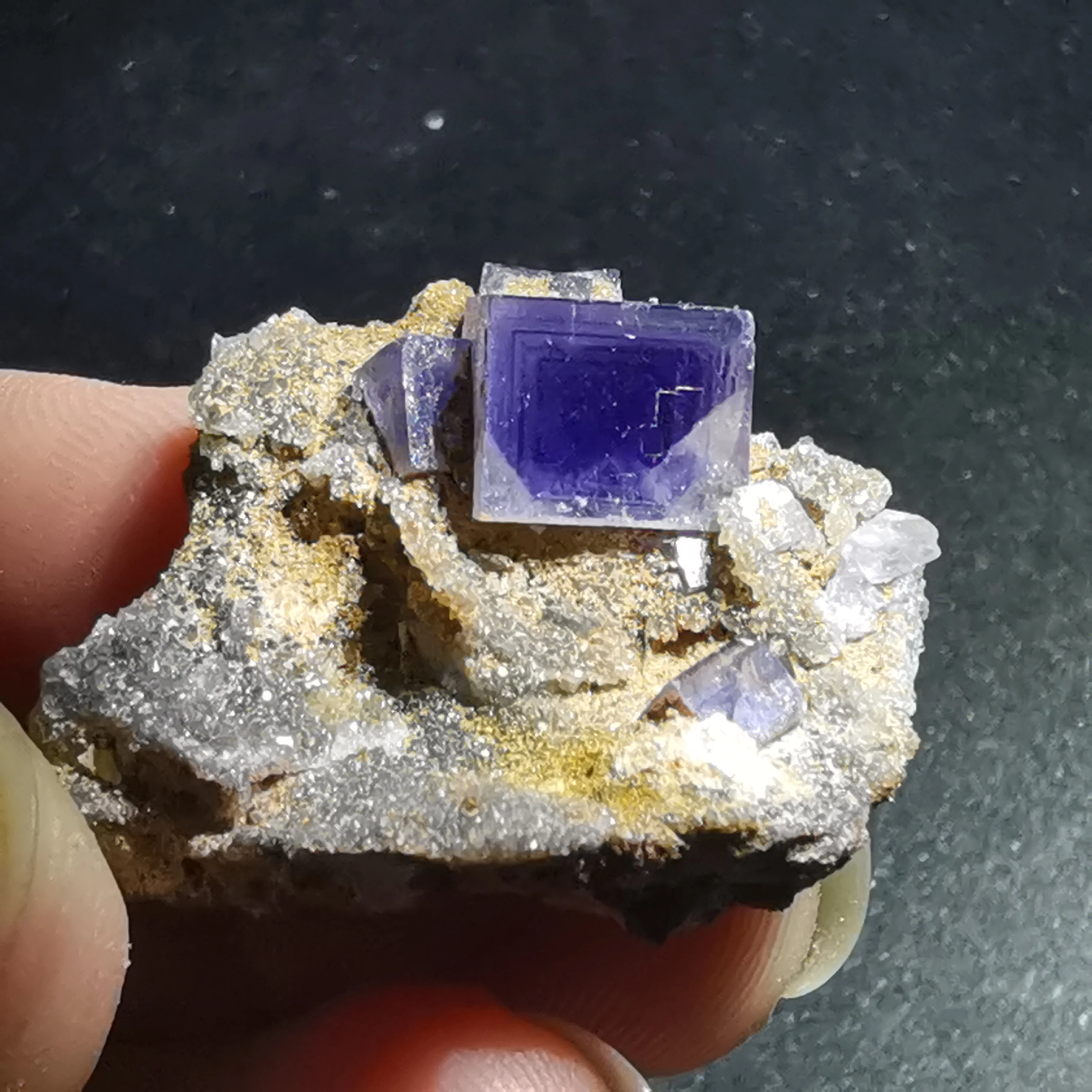 

7.8gNatural rare window purple fluorite mineral specimen aura healing crystal teaching QUARTZ GEM home decoration collection