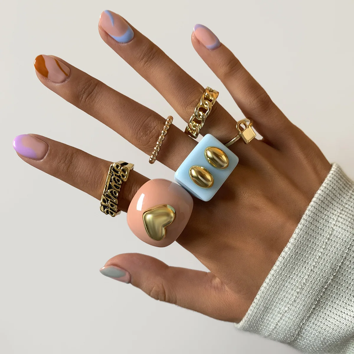 

KMVEXO New Punk Hip Hop Resin Acrylic Letter Ring Set Geometric Heart Rings Anillos for Women Y2k Girls Jewelry Party