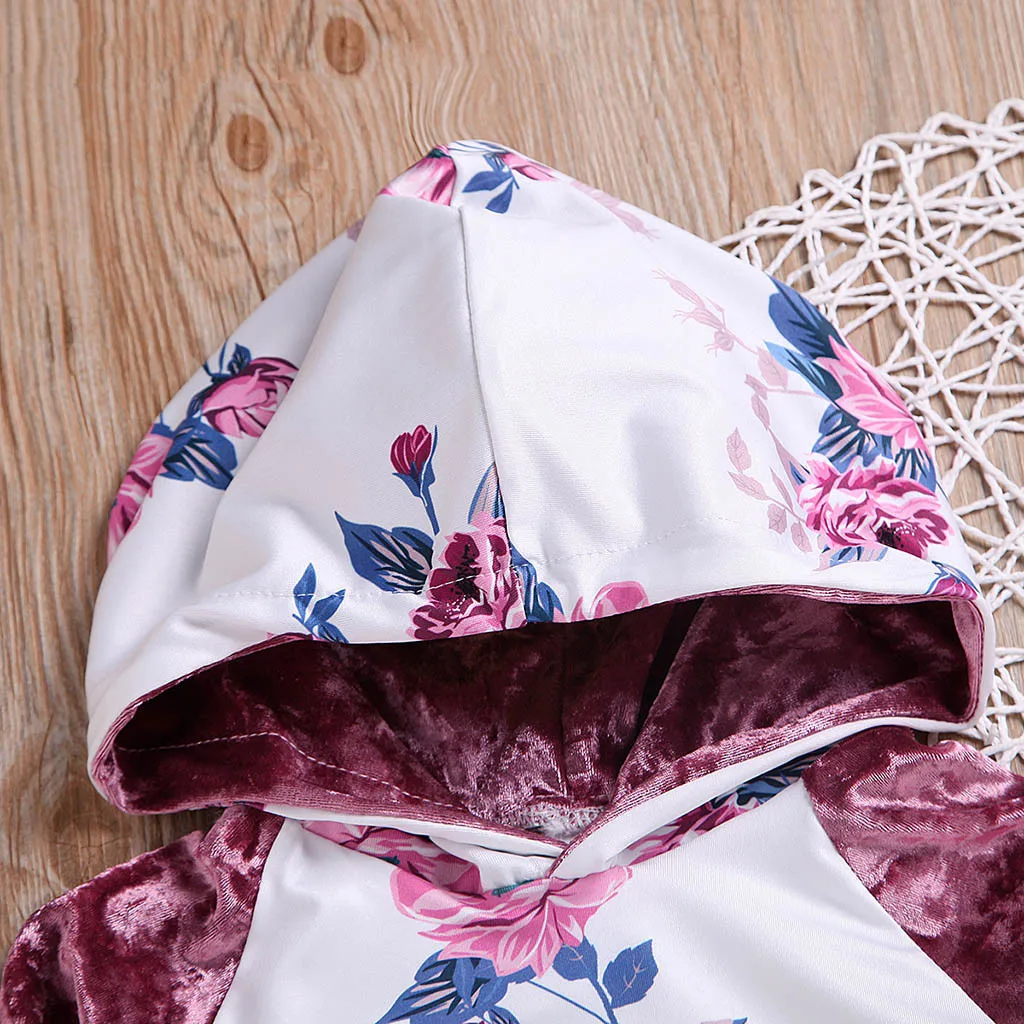 Новая осенняя одежда для девочек детская с капюшоном маленьких футболка Топ и