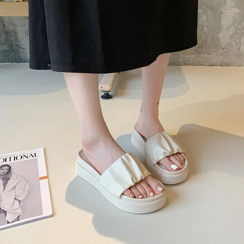 

Slippers Casual Summer Women's Shoes Platform Pantofle Slides Med Luxury 2021 Flat Soft PU Fashion Rubber Fabric House Slippers