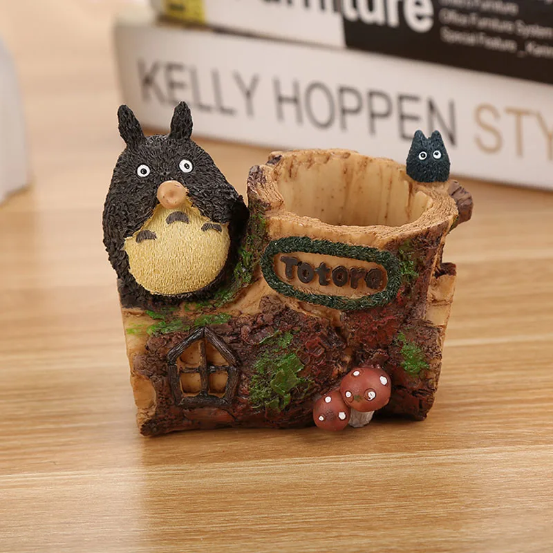 

Studio Ghibli Spirited Away Totoro Figures Model Toy Pen Holder LED Night Light Toy Totoro Resin Student Stationery Kids Gift
