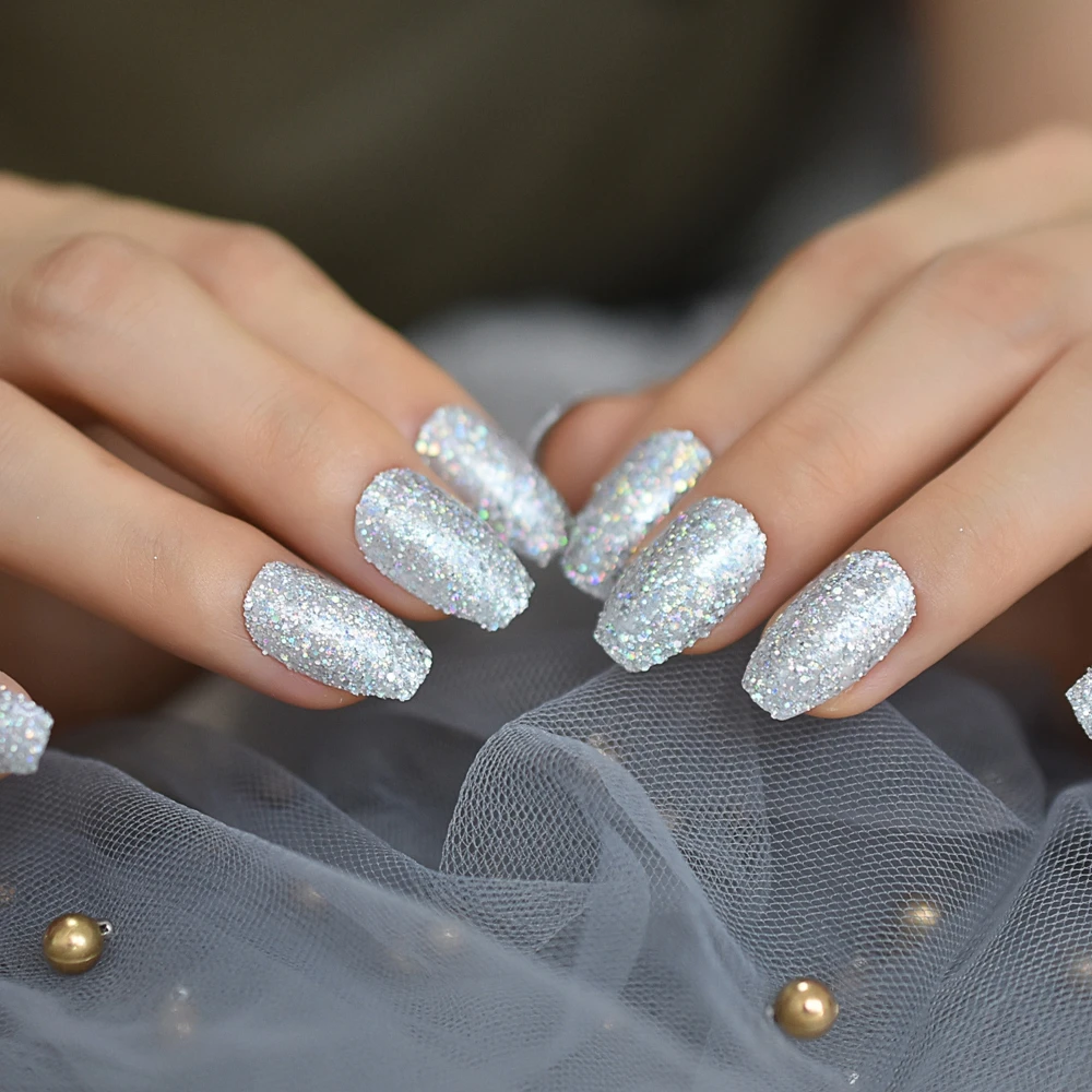 Накладные ногти Holo Bling с серебряным блеском предварительно разработанные