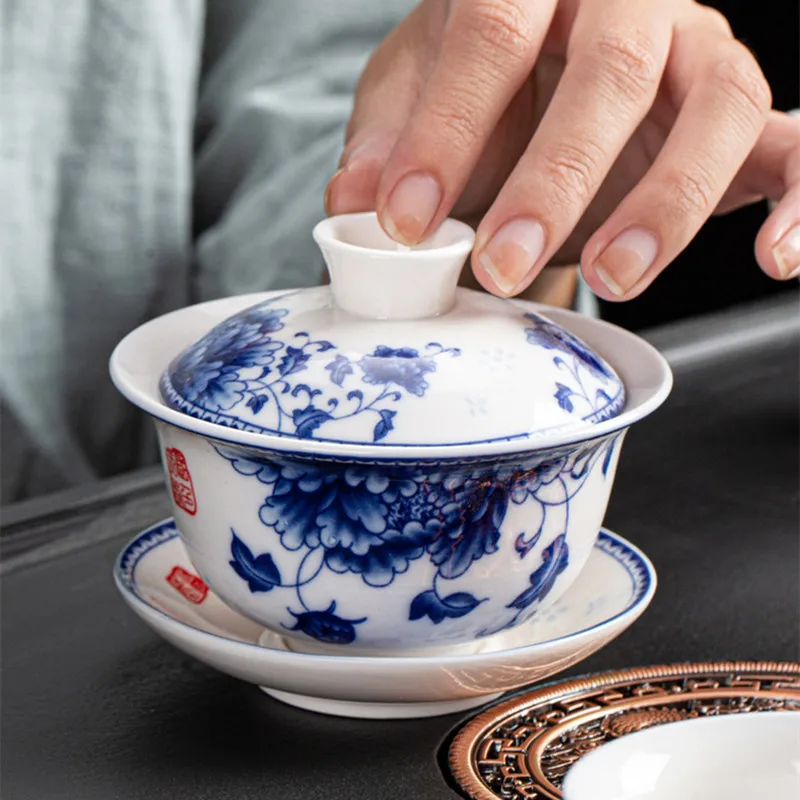 Китайская сине белая фарфоровая чашка gaiwan с цветочным принтом под глазурью tureen