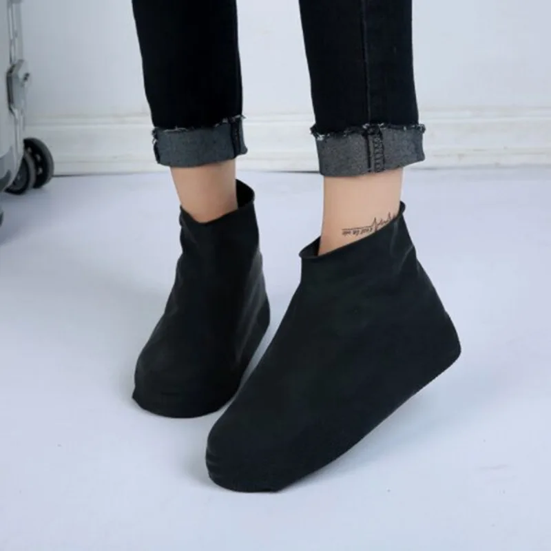 Бахилы одноразовые водонепроницаемые из латекса с защитой от дождя и пыли |