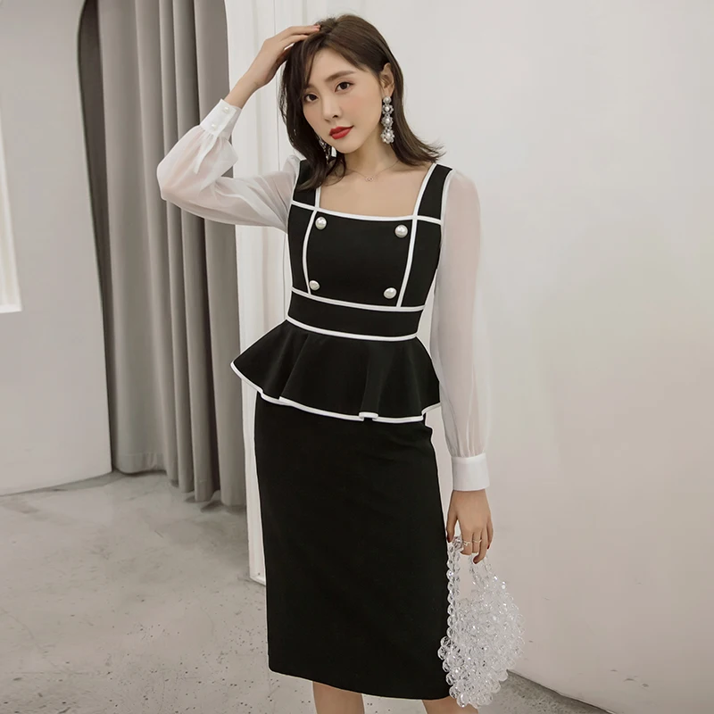 YIGELILA New Arrivals Black Patchwork Dress Square Collar With Button Dress Lantern Sleeves Knee-length Sheath Dress 65215