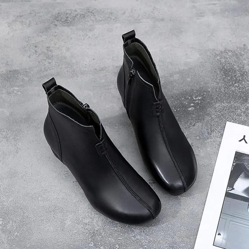 

Women boots 2019 autumn winter new fashion wild short boots women plus velvet warm snow boots thick heel round boots women