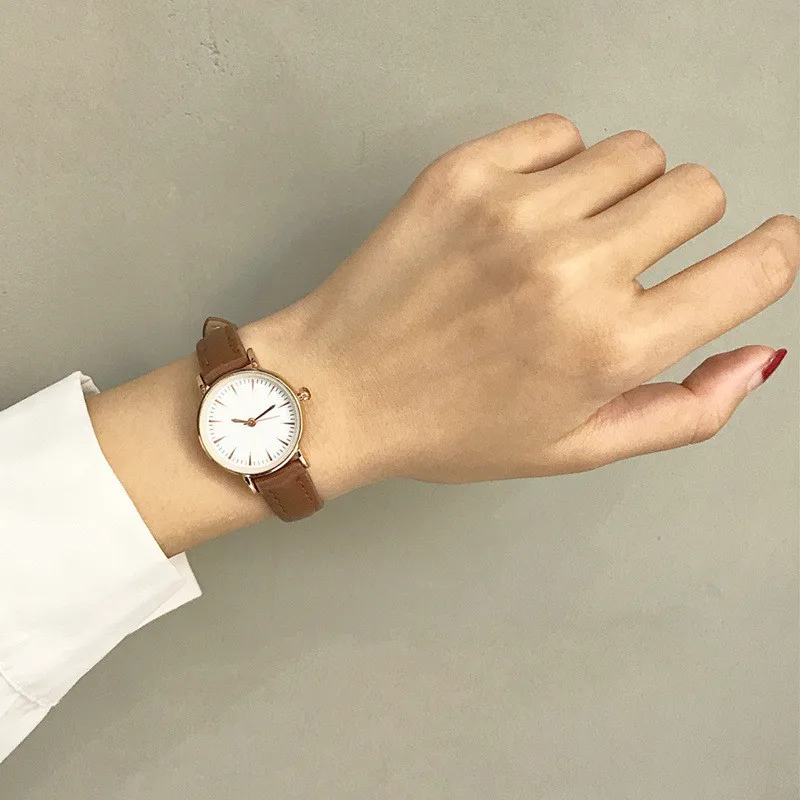 Классические женские кварцевые часы в стиле ретро простые маленькие Популярные