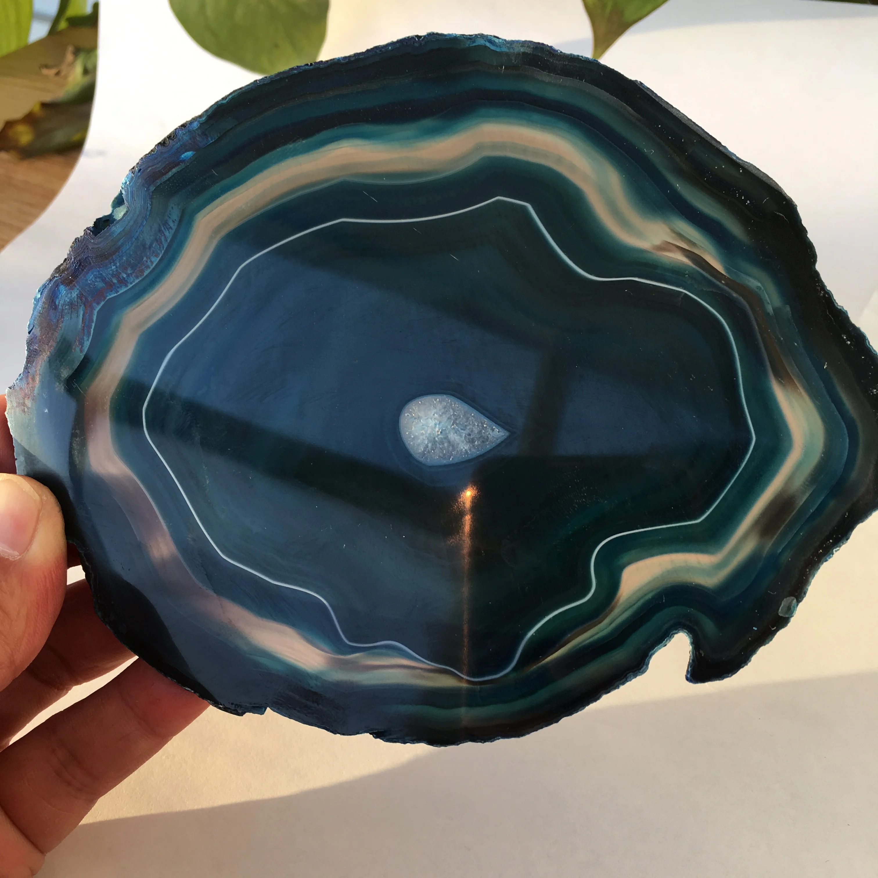 

Natural agate board crystal chip blue crystal mineral coaster healing healing reiki decoration