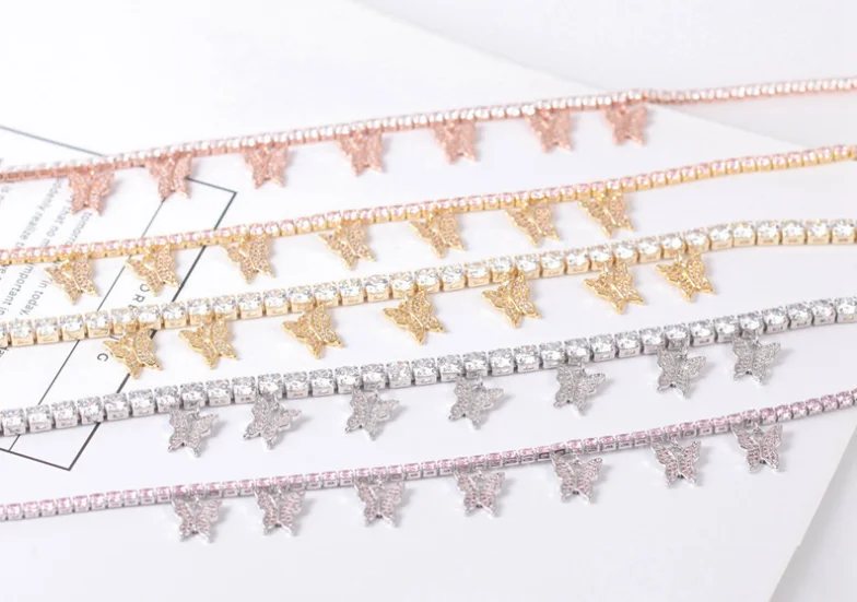 

Foreign trade custom creative diamond-studded jewelry butterfly necklace new European American simple popular holiday jewelry