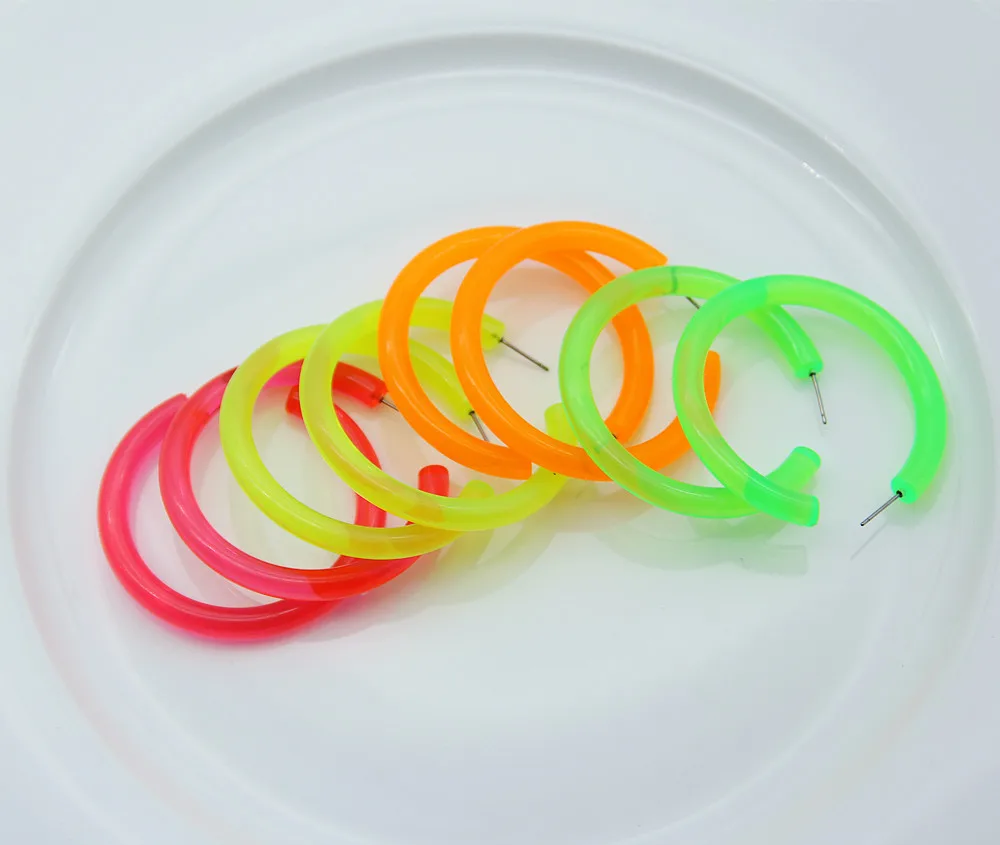 Женские акриловые серьги кольца неонового цвета круглые геометрические