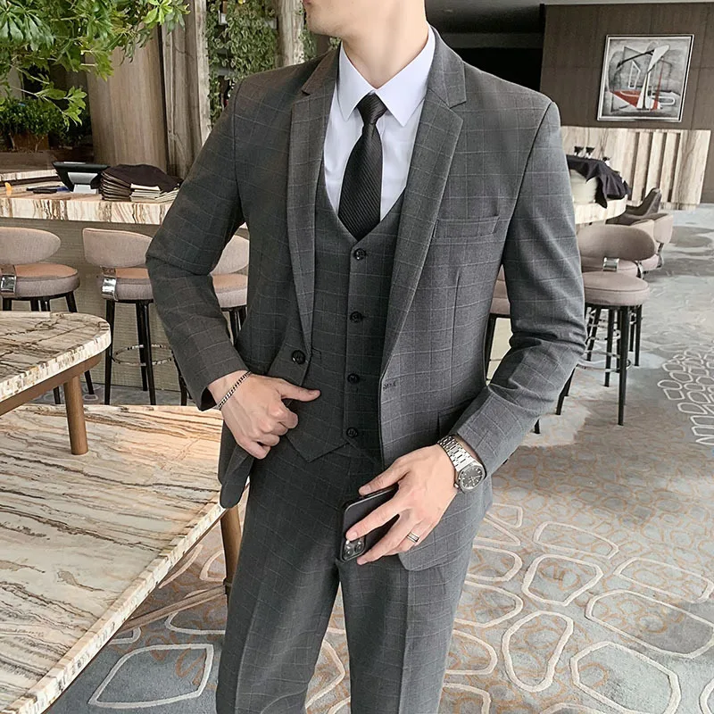 2022 Men's Business Plaid Suit Youth Autumn New Professional Slim Fit Suit Three-Piece Suit