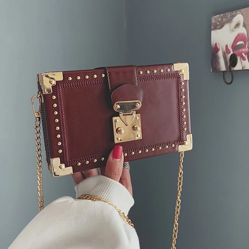 Wine Red Fashion Vintage Rivet Designer Bag Box Style Buckle PU Women Clutch Bag Chain Purse Shoulder Bag Crossbody Small Flap Handbag - Цвет: Wine Red
