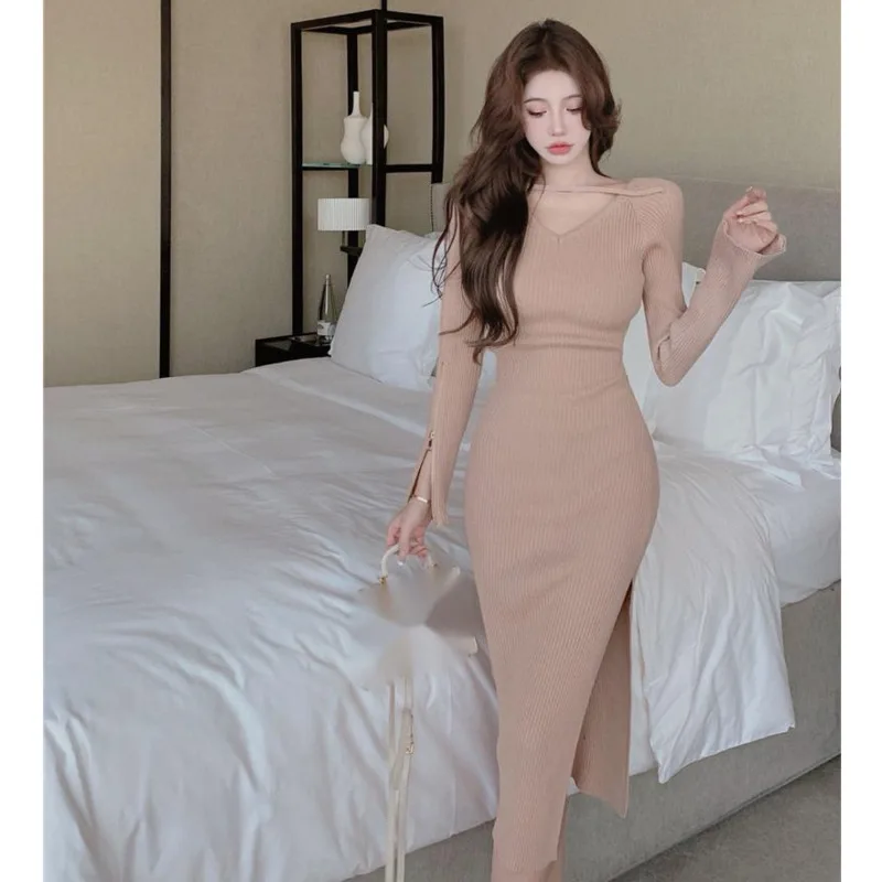

Knitted Female Khaki Waist Bag Hip Dress Elegant 2021 Autumn And Winter New Temperament Tight-fitting Slit Mid-length Dress ZD15