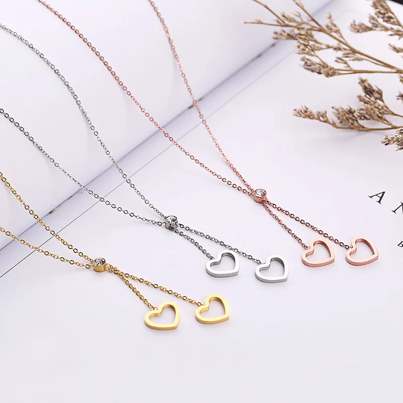 

TSHOU215 heart zircon two-color necklace female titanium steel hypoallergenic non-fading jewelry