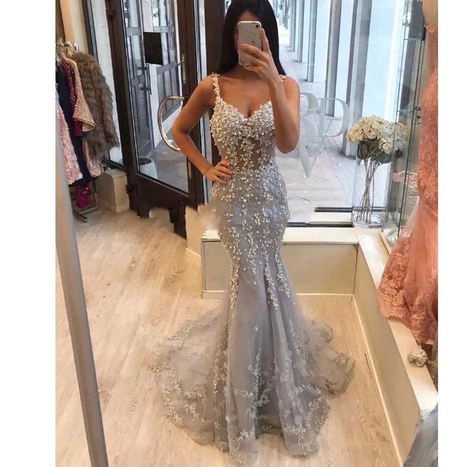 

Elegant Evening Dresses Long Dubai Arabic Tulle Applique Formal Sleeveless Party Gowns Women robe soiree longue