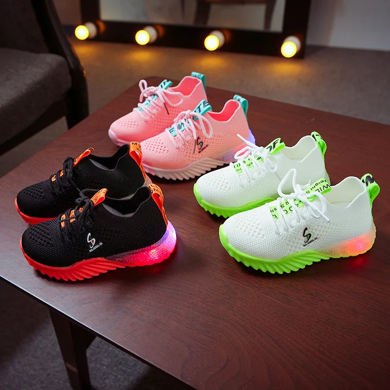 New Children Luminous Shoes Boys Girls Letter Sport Run Sneakers Casual Shoes Fashion Kids Mesh Sport Girl Led Light Shoes