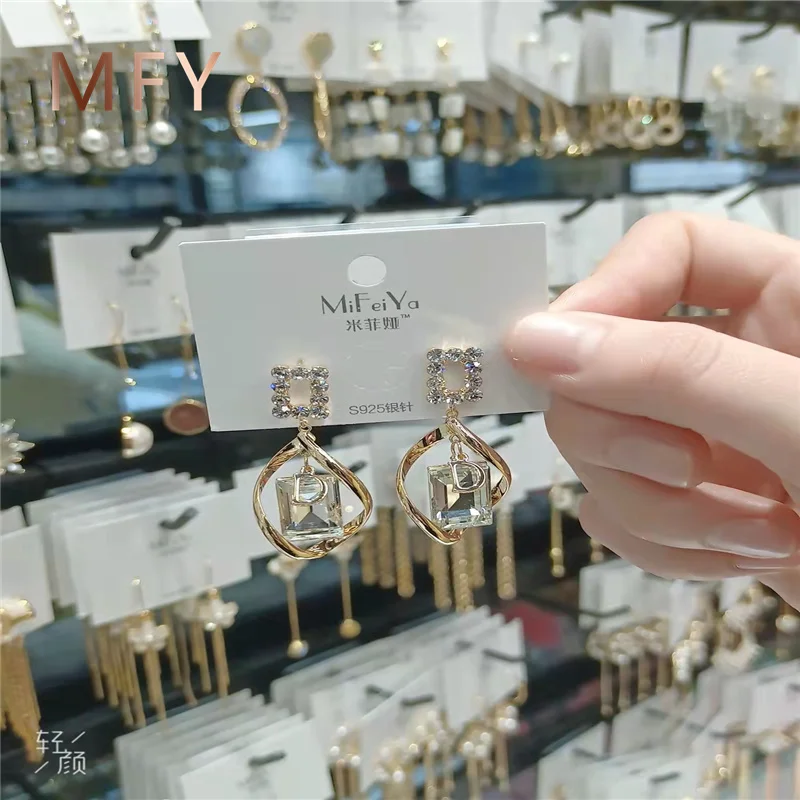 

MiFeiYa Hollow Geometric Long Wave Stud Earrings with Square Crystal Shiny Rhinestone Zircon for Women Party Wedding Jewelry