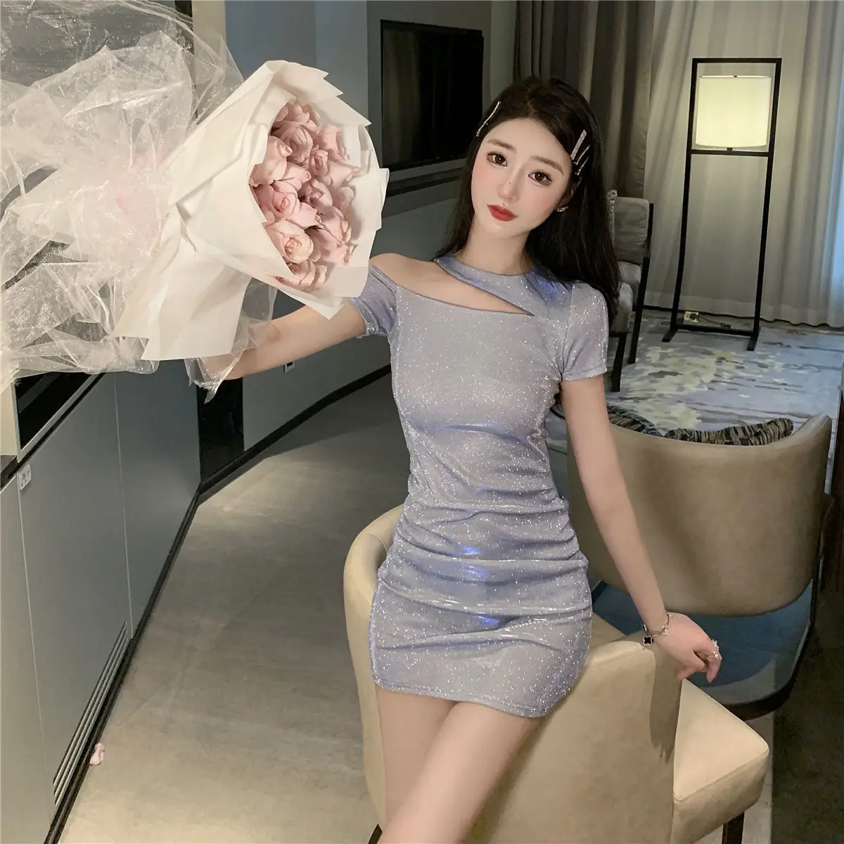 

Summer 2021 New Women's Sexy off-Shoulder Dress Tight Pleated Slim-Fit Diagonal Collar Party Mini Skirt