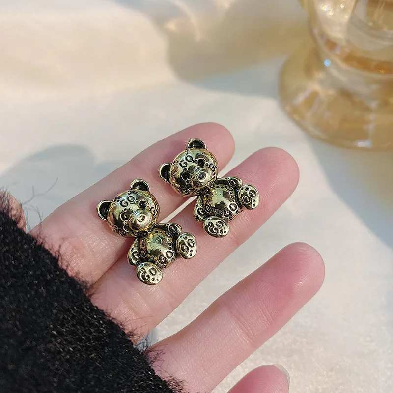 

Korean Newest Bear Rabbit Retro Earrings Women's Trendy Stud Earring Women Exquisite Student Girlfriend Jewelry Accessories