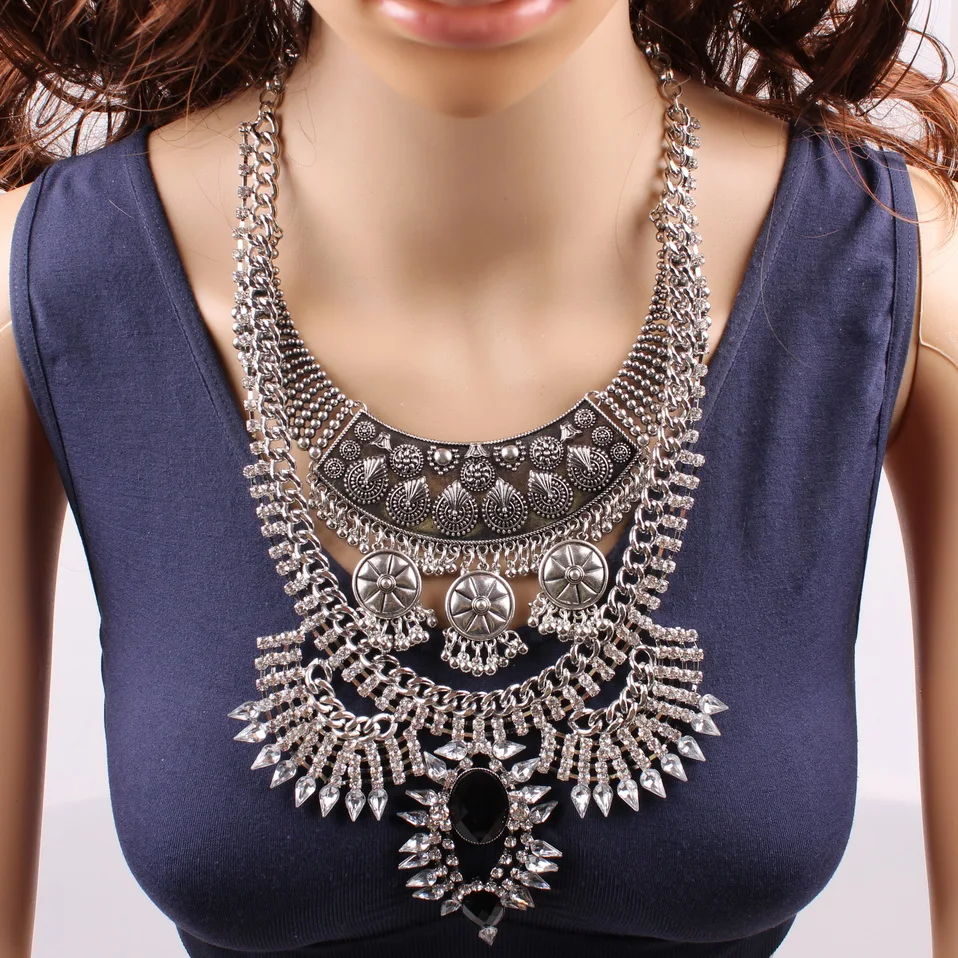 2021 Новая модная кристальная подвеска для вечеринок Женские ювелирные изделия в виде воротника Биб Костюмный массивный цепочки-колье.