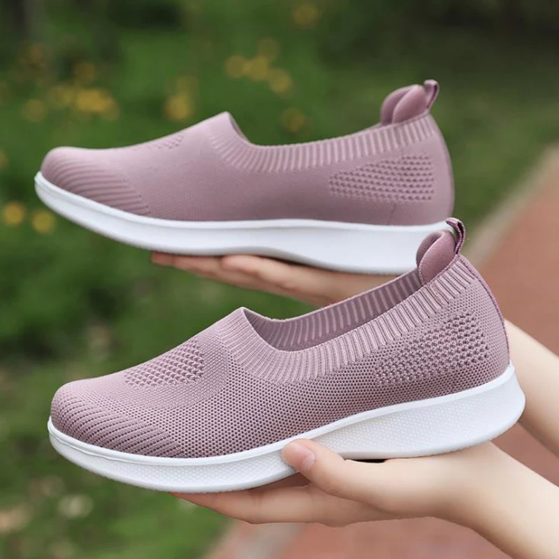 New high quality casual cool wholesale 2020 womens old peoples casual soft sole mothers shoes 05