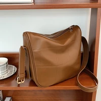 high capacity women crossbody messenger bags 2021 luxury designer stone clutches ladies shoulder bags totes handbags purses