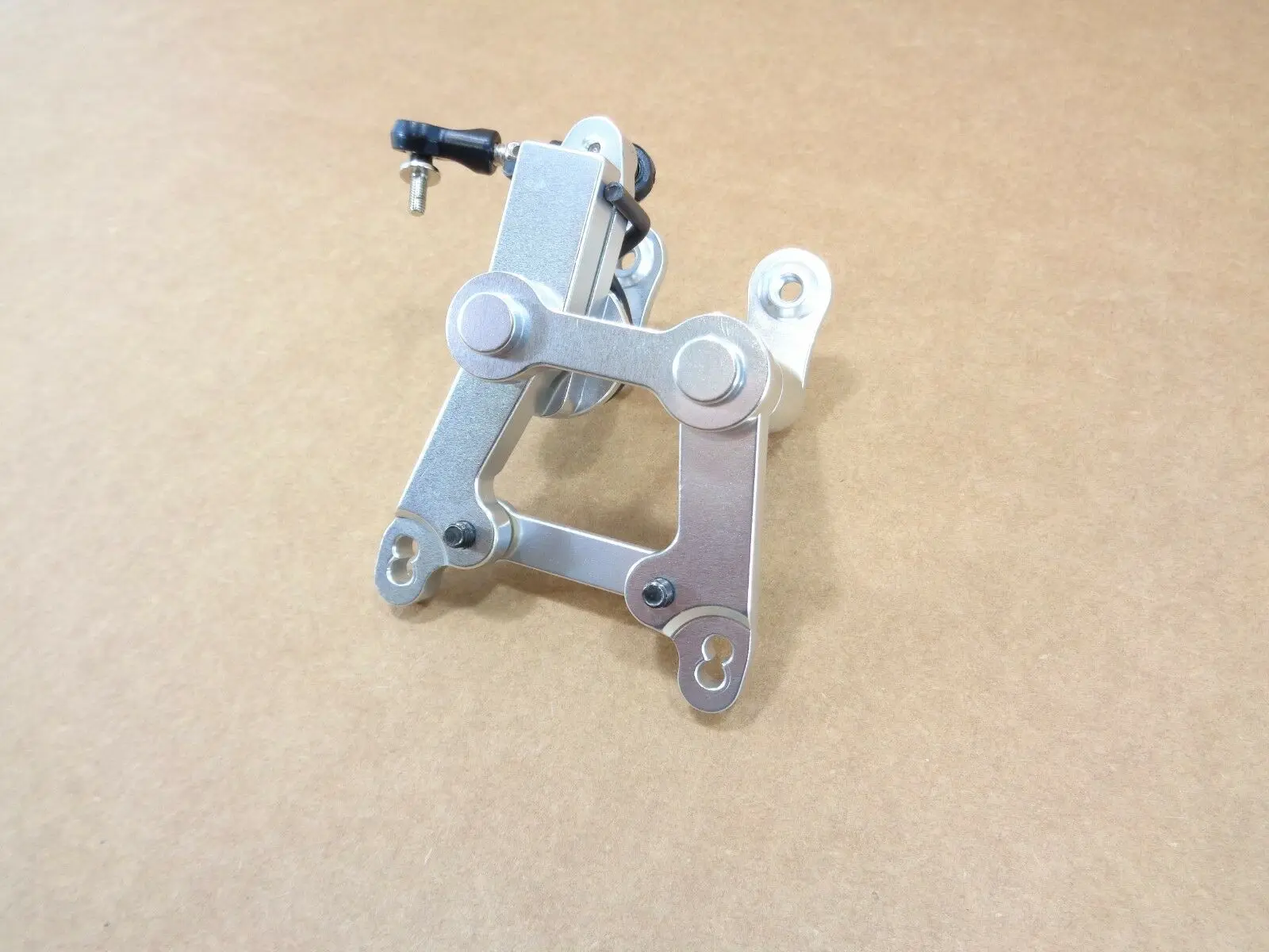 

HPI BAJA 5T 5B SILVER ALUMINUM STEERING WIPER ARM STEERING LINKAGE BELL CRANK