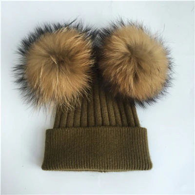 Army green natural Женская зимняя шапка с двойным меховым помпоном, женский шерстяной съемный меховой вязаный шарик, Шапка-бини с 2 натуральными цветными помпонами из меха енота - Цвет: Army green natural