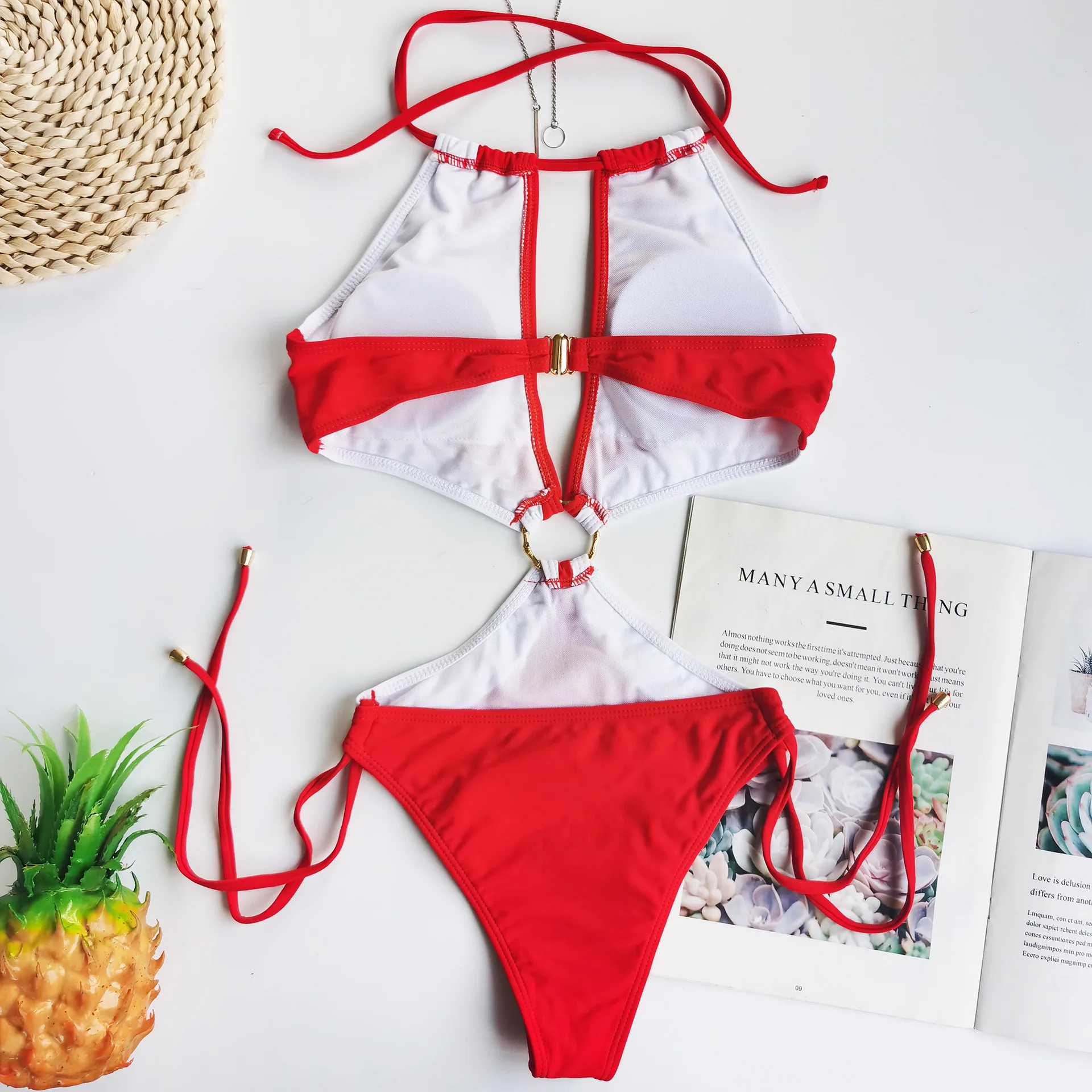 Женский слитный купальник-бикини с леопардовым принтом и глубоким v-образным