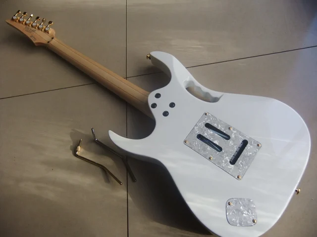 Оптовая продажа модель электрической гитары Jemseries гитара с фестоновым грифом 3