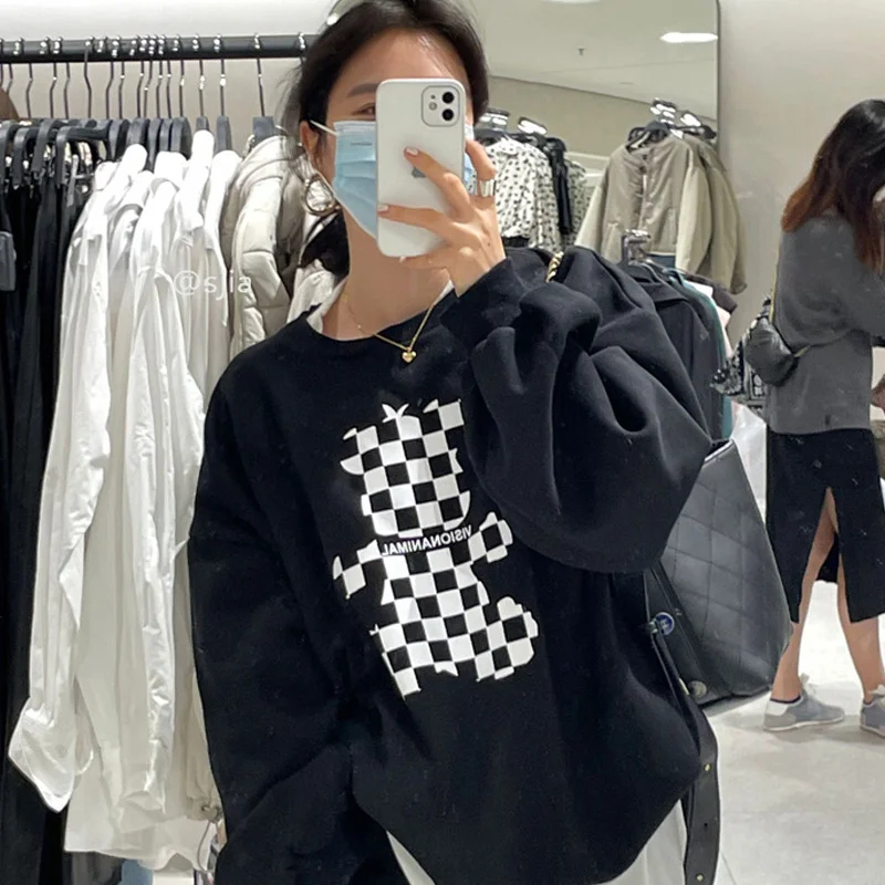 Женский утепленный свитер с круглым вырезом черно-белый плюшевый Свободный Топ в