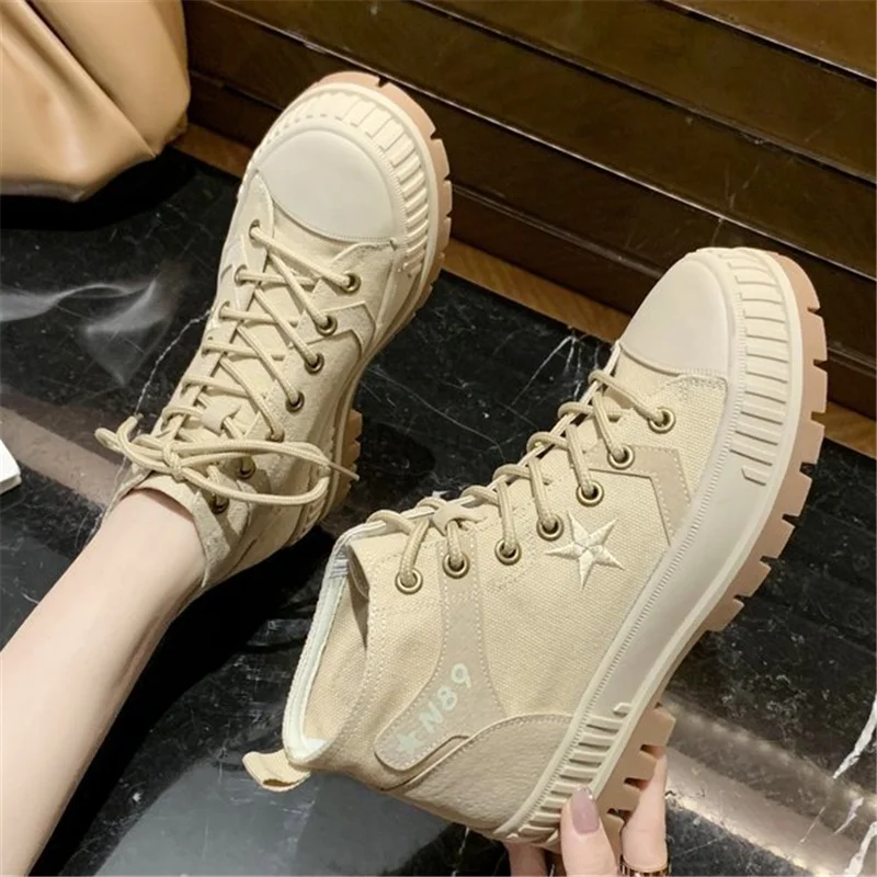 

2020 Winter Women Boots Fashion Lace-up Warm Ankle Boots Platform Casual Snow Boots Low-heeled Boots for Women Shoes