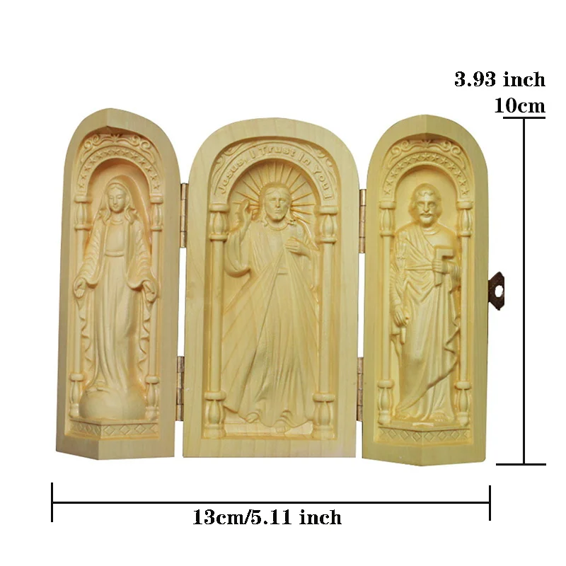 Круглая трехоткрытая деревянная статуя с Иисусом из массива дерева