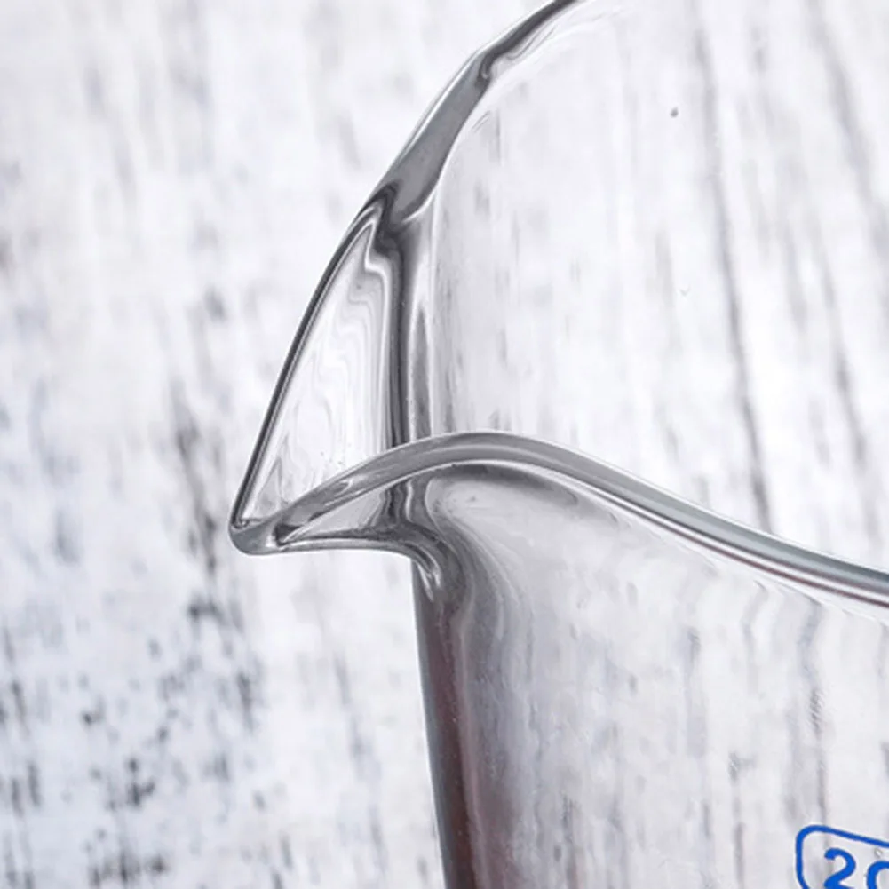 Термостойкая стеклянная мерная чашка со шкалой детская для молока чашки из