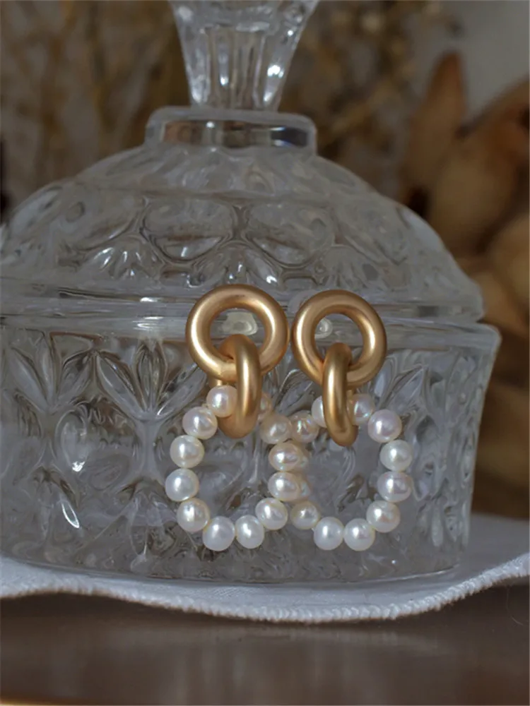 

Kshmir S925 Needle Earring Female Simple Metallic Pearl Earrings Freshwater Pearl Dumb Gold Circle Natural Women Geometric Punk