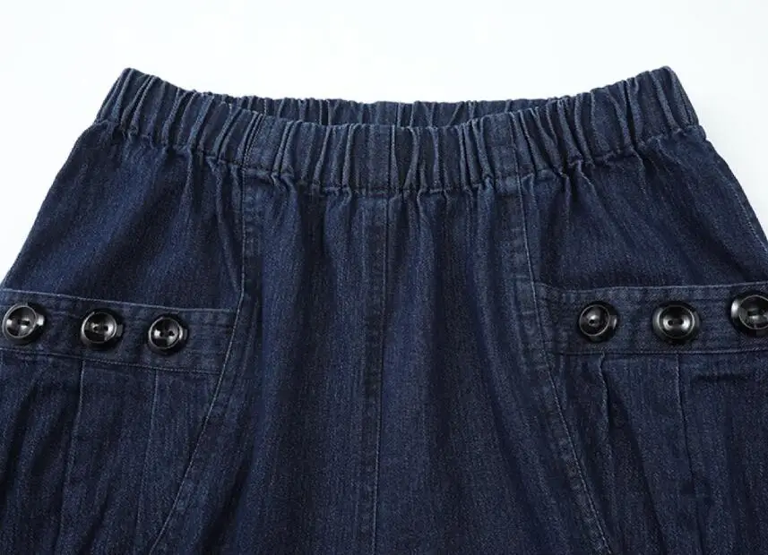 

Plus Size 4XL! Middle Age Women Straight Jeans Spring Autumn Elastic Waist Embroidery Flowers Casual Loose Mom Denim Pants s959