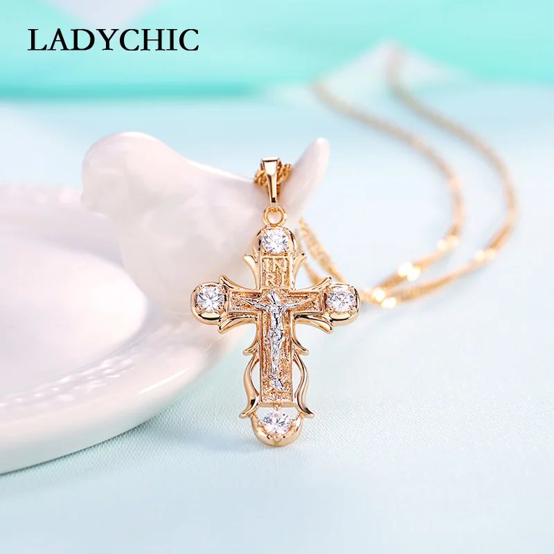 LADYCHIC Модные женские AAA циркон крест кулон золотой цвет Медь Кристалл Крест Иисуса Подвески ожерелье хип хоп ювелирные изделия LN1060 - Окраска металла: style 1
