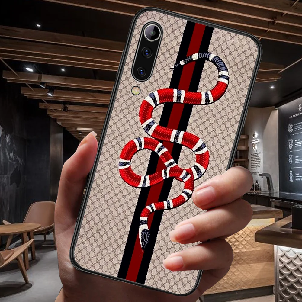 

Italian luxury Brand Phone Case For Xiaomi Mi Note 10 A3 9 MAX 3 A2 8 9 Lite Pro Ultra black Prime Painting Waterproof Tpu Back