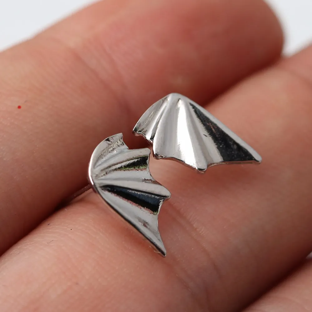 

New Silver Earrings Earrings Beautiful Simple Temperament Female Classic Love Angel Wings Ear Jewelry